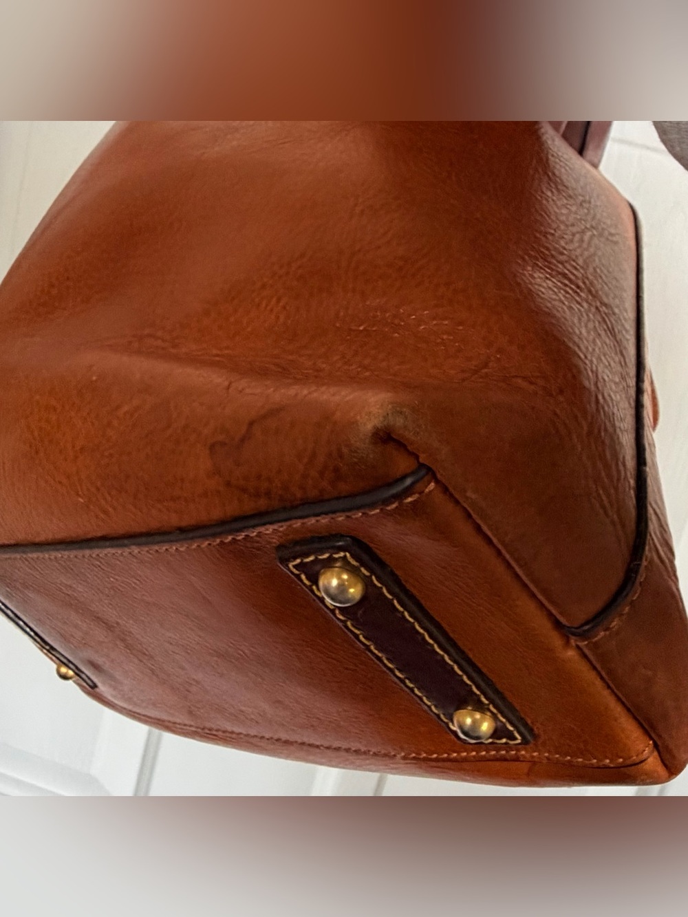 Dooney & Bourke Hook Closure Caramel Leather Shoulder Bag - Picture 8 of 8